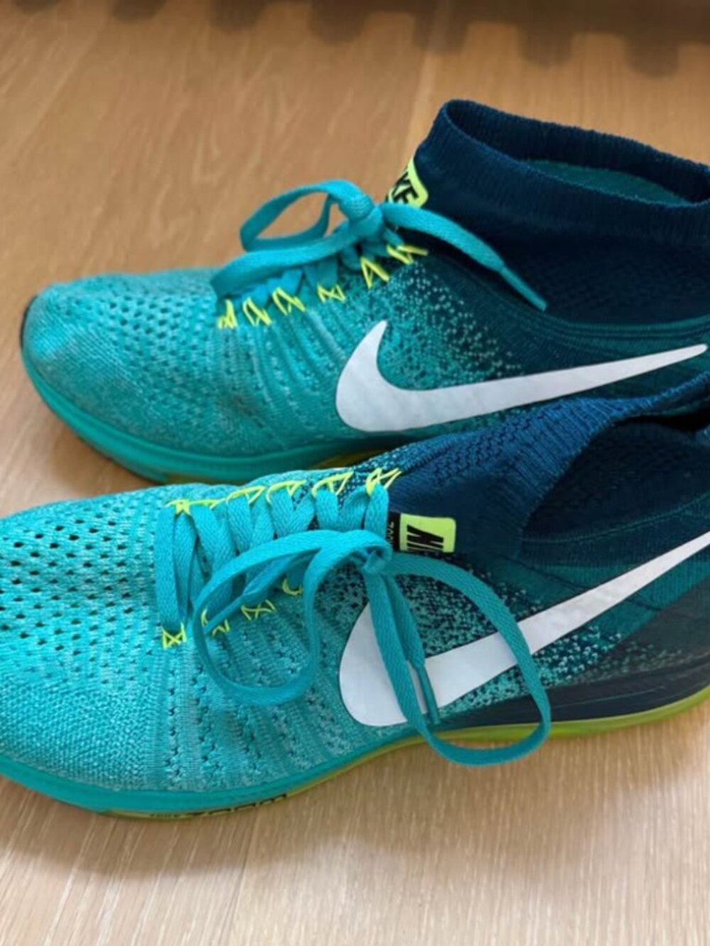 NEW & RARE Nike RunFast Women’s Shoes